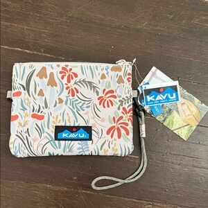 Kavu Multicolor Floral Wristlet